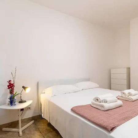 -5 Min Dal Mare- Wifi Ac Vicino Stazione Διαμέρισμα *